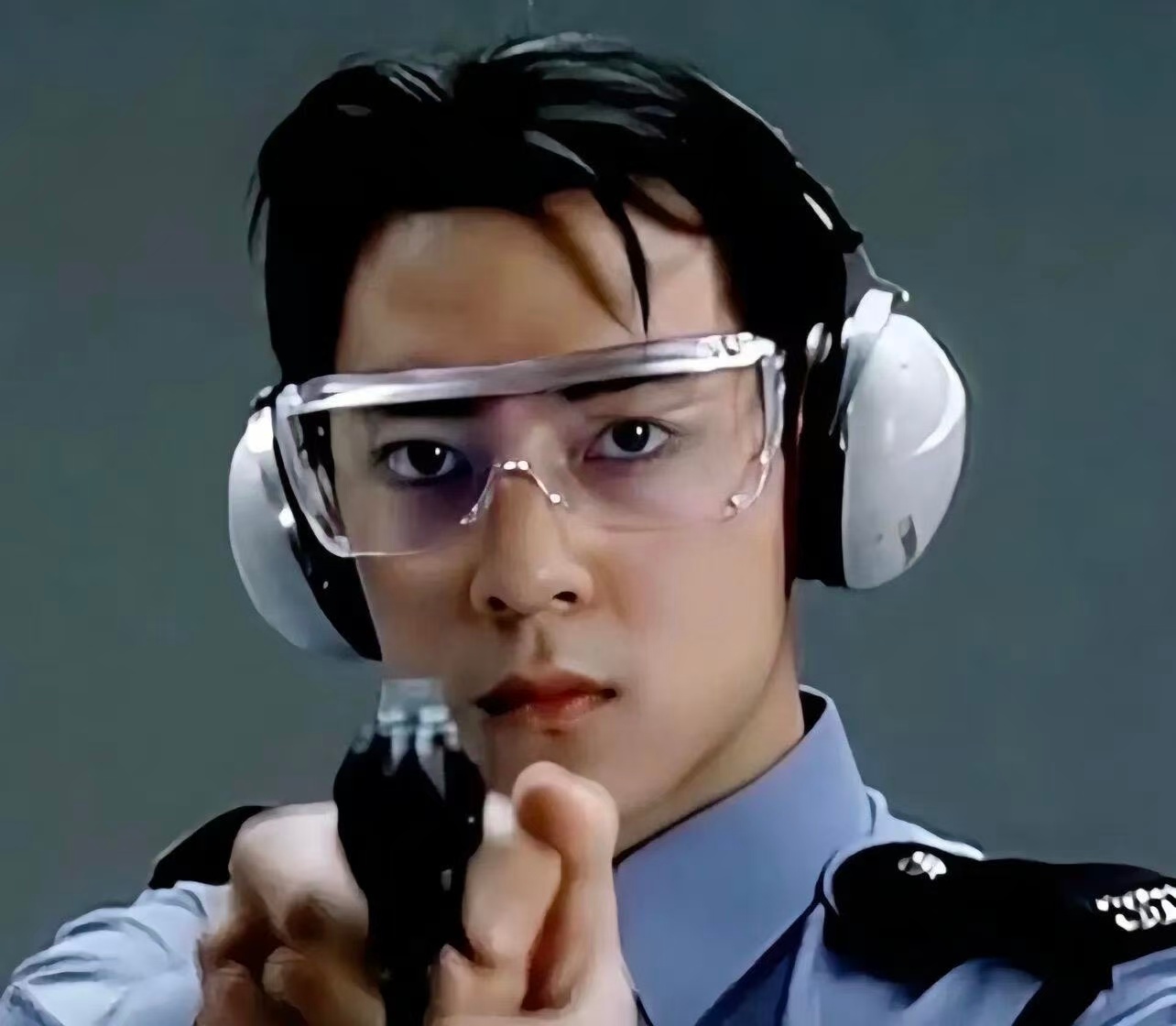 你是吴彦祖那他是谁 从美少年到帅大叔，吴彦祖完成了颜值最完美的进阶。年轻时是视觉