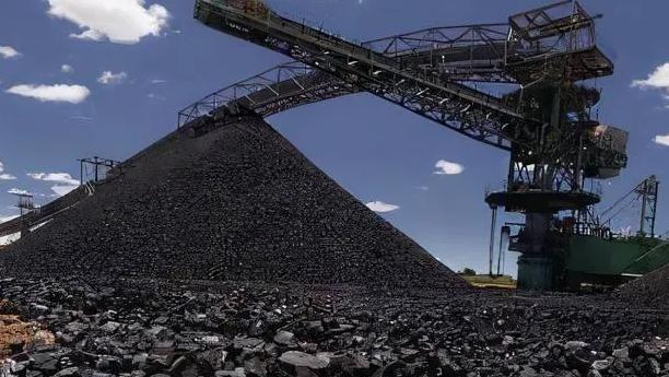 特朗普突然摊牌了！美国众议院高票通过法案，要把中国大陆踢出G20和国际清算银行。