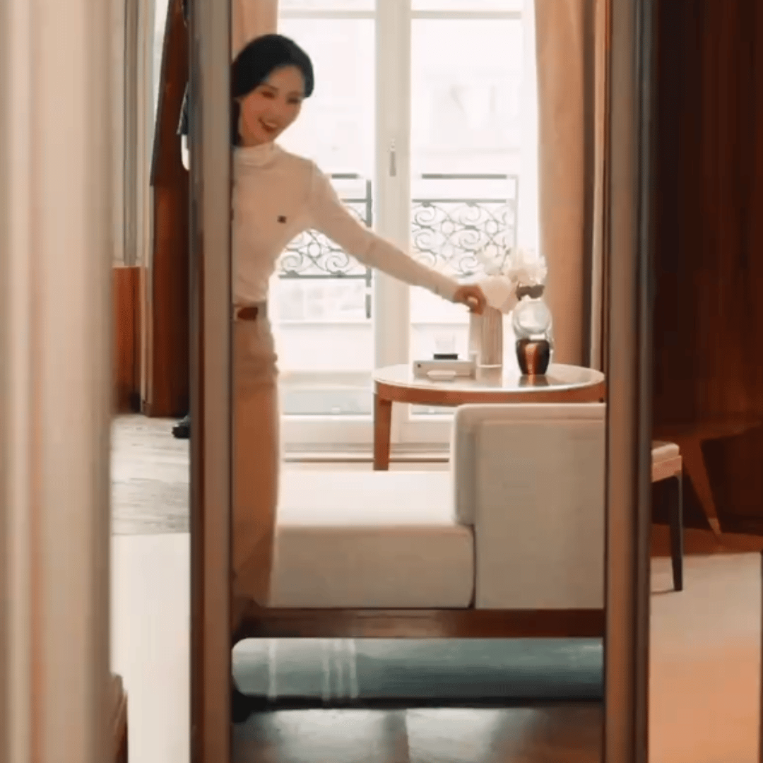 偶像剧画面[拜托]，姐宝随便跑一跑都这么浪漫吗？​​​