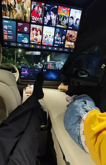 理想连续十季度现金储备约千亿能知道的就是，在目前国内新能源车企纷纷内卷的情况下，