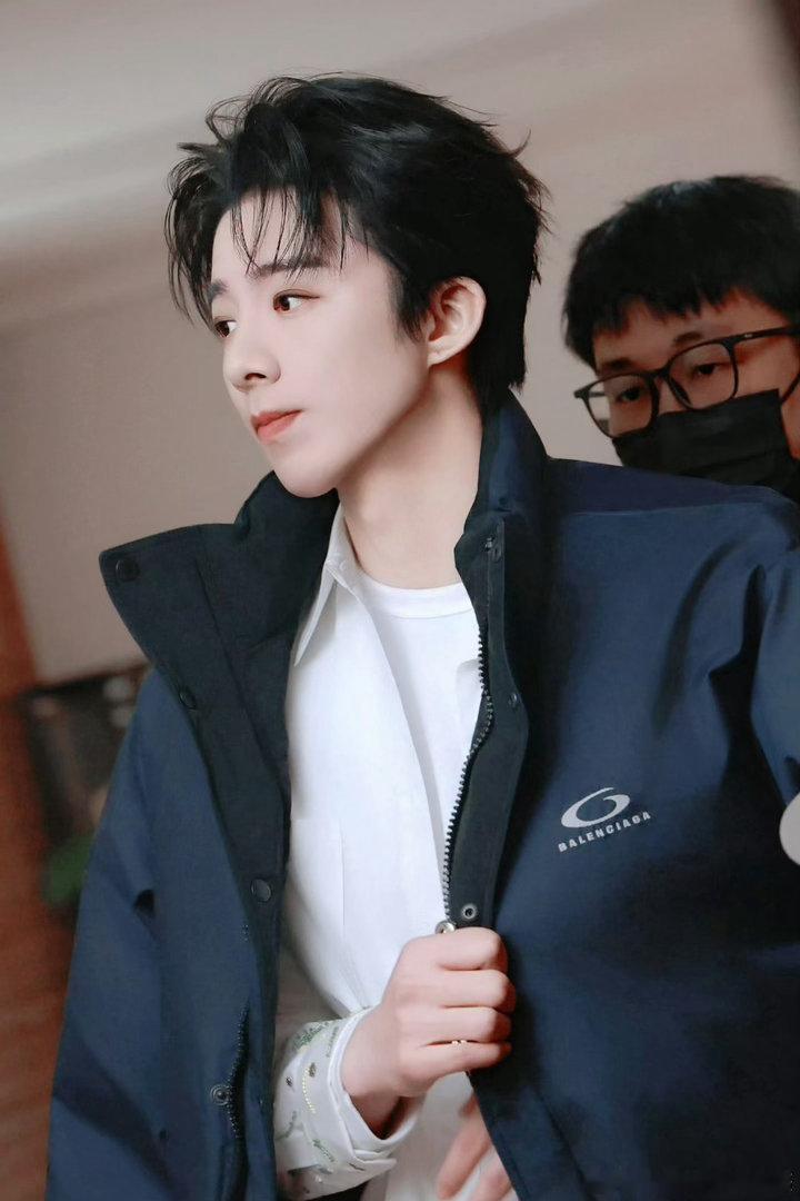 刘宇宁三首歌一次听个爽刘宇宁618夏日歌会歌单谁能拒绝刘宇宁的live？618夏