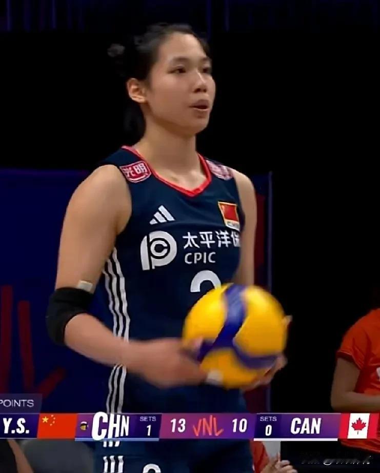 【从8-10到14-10，庄宇珊六连发太惊艳】
中国女排战胜加拿大获得世联赛总决