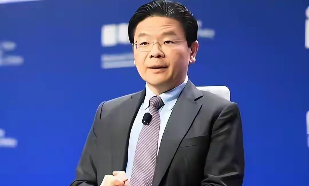 新加坡媒体前脚把印度手抓饭吹成手先尝到胃才准备好的高级文化体验，同时删帖替印度正