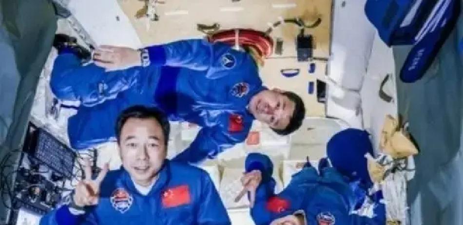 为什么大家都不提中国空间站了？没脸提，跟国际空间站差距太大。说白了，现在不提中国