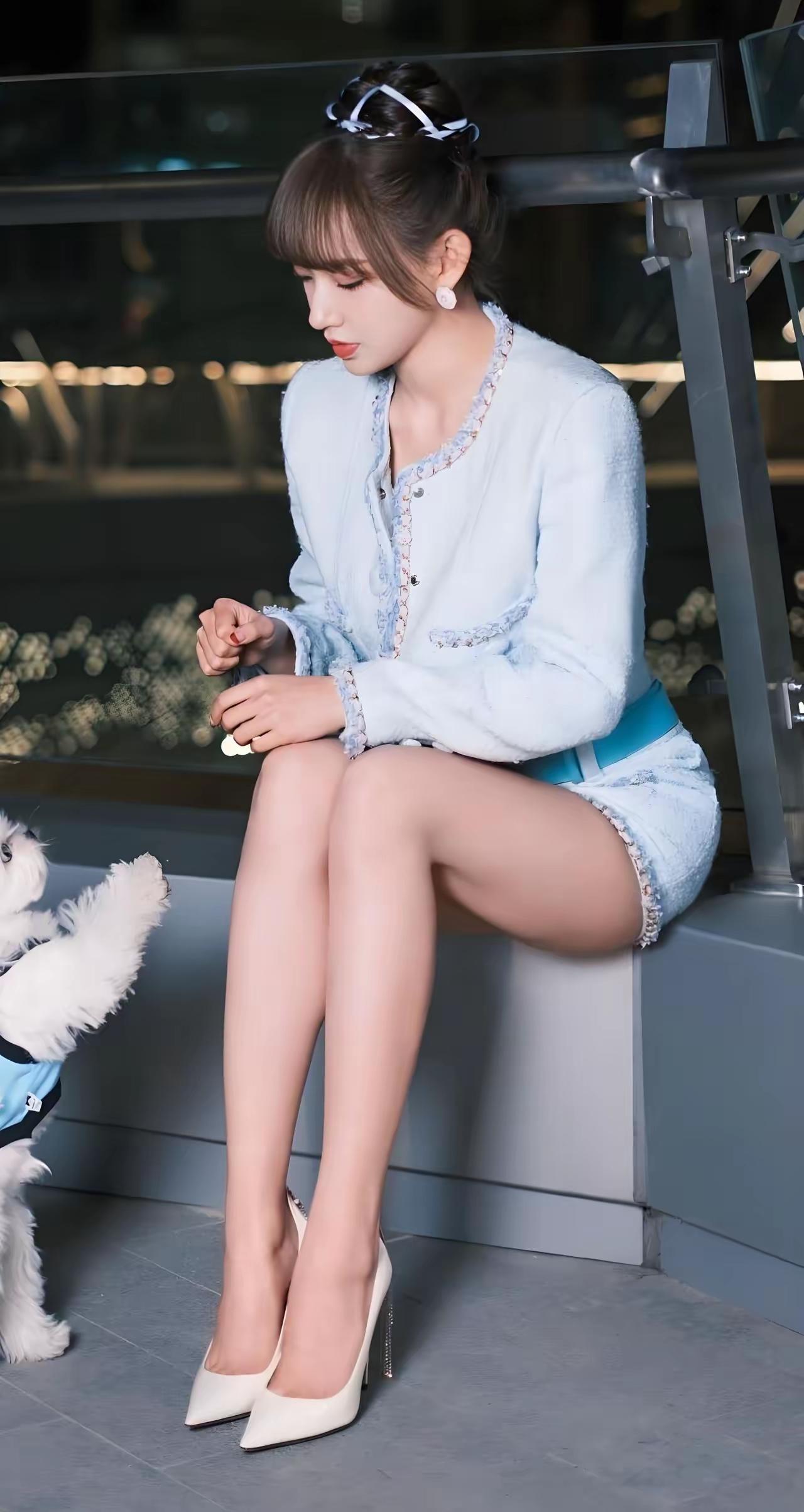 程潇，
不用多，一张照片就可以诠释她的迷人魅力……