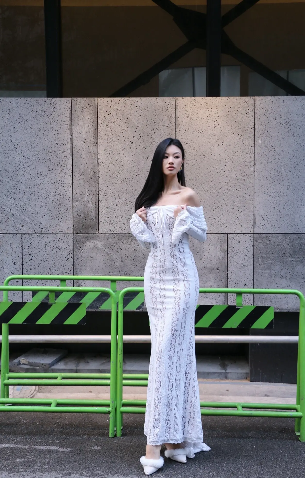 春天来了，该穿点漂亮的衣服了。怎么会有人不爱美丽的小裙子呢～