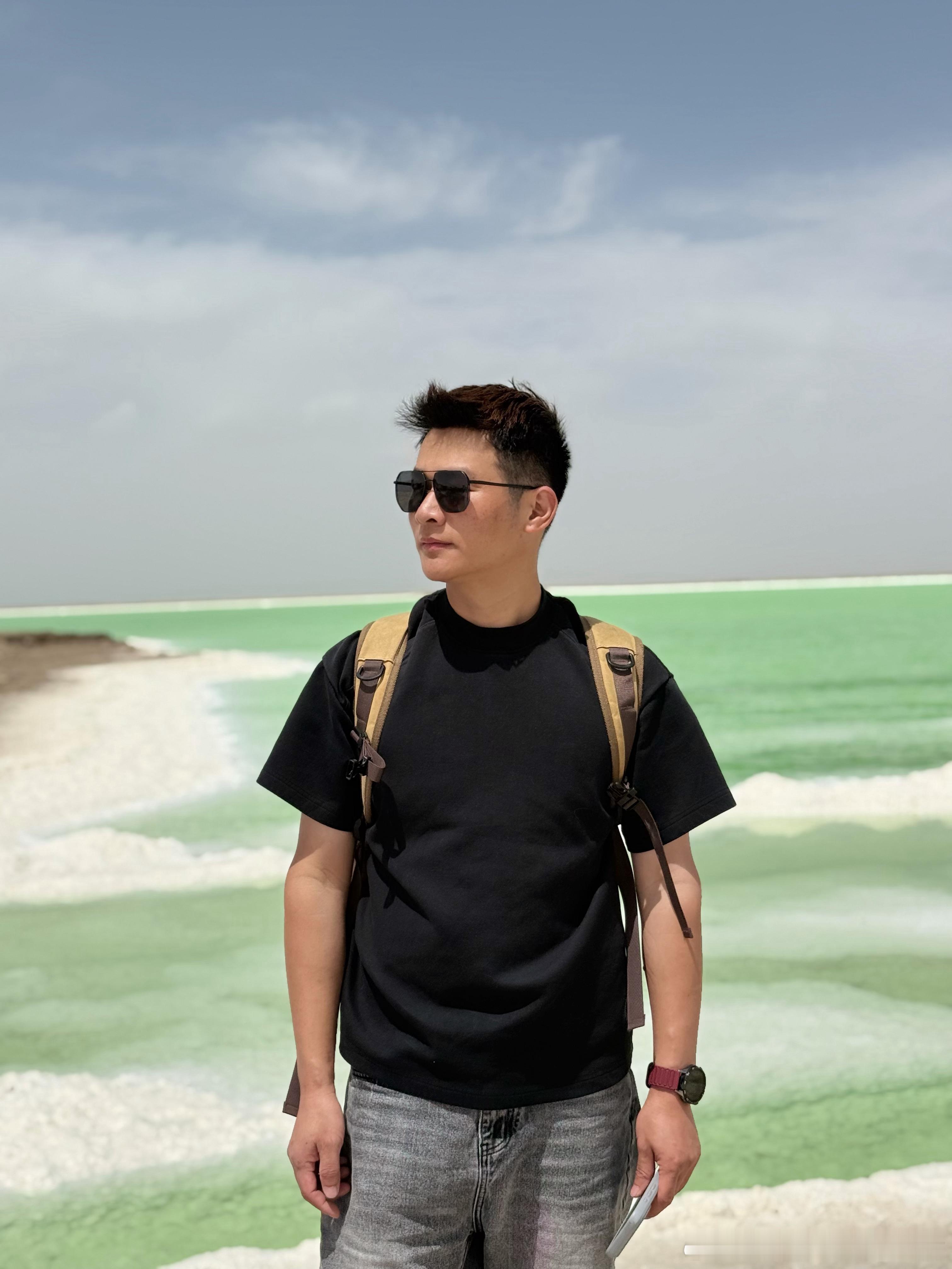 小李说她给我拍的都很帅技术一看就比我好，你们觉得呢 格尔木·察尔汗盐湖