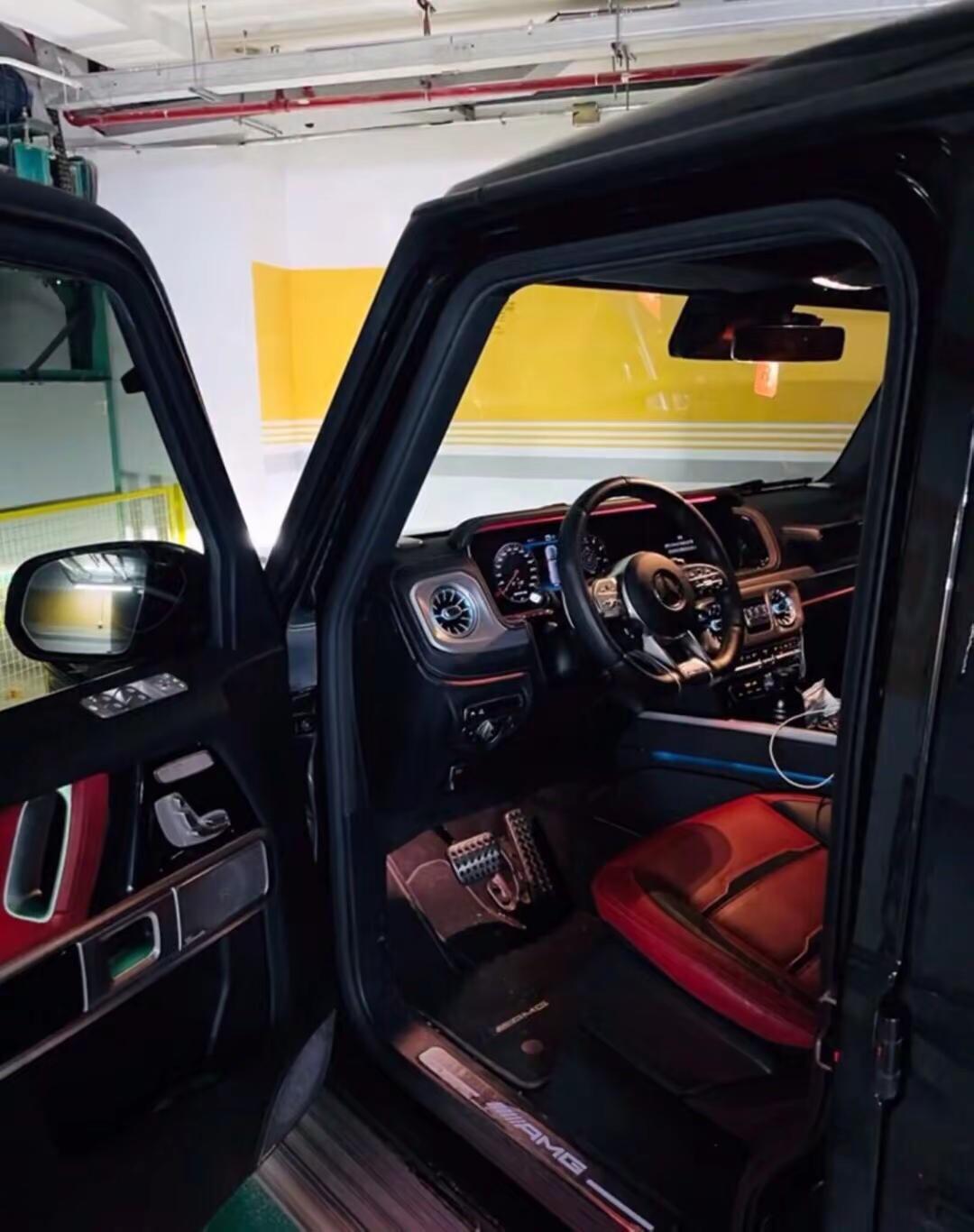 兄弟怕我吃苦 又怕我买路虎 兄弟你就把心放肚里 我不干正经事 真没买路虎