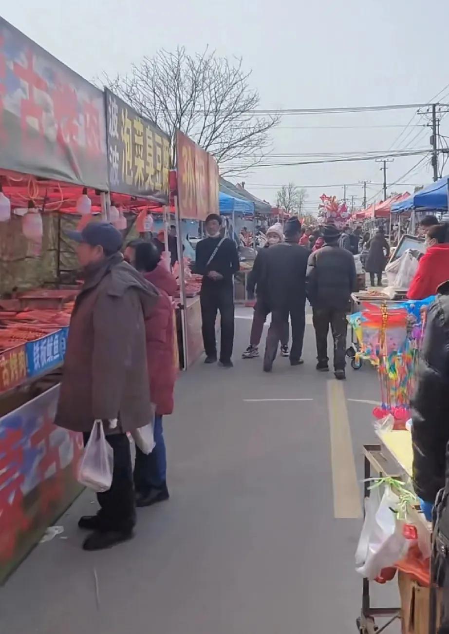 明天是农历二月初五，即墨区灵山街道东皋埠村龙王庙逢庙会。东皋埠村也流传有秃尾巴老