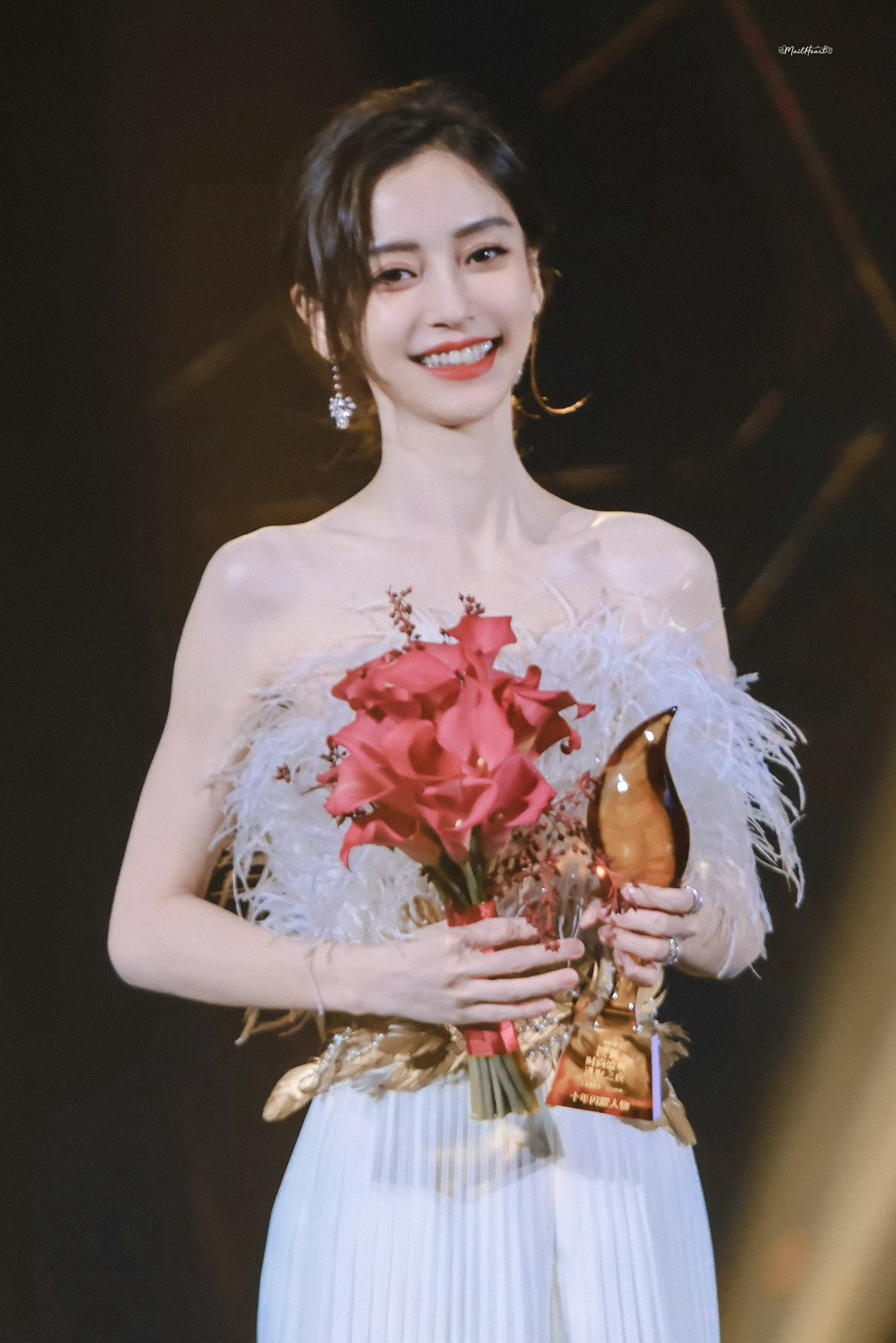 angelababy ＊杨颖 2021 搜狐时尚盛典进取之夜获奖🏆十年闪耀人物