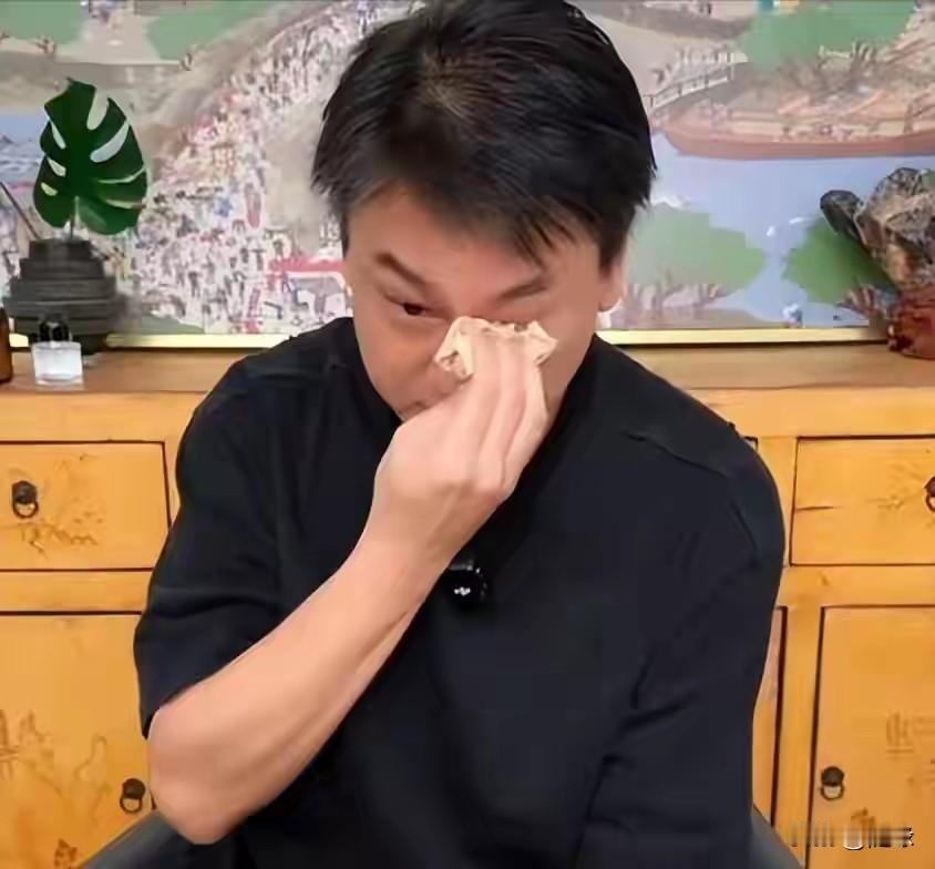 大反转！
不到24小时，朱孝天连夜发声明道歉，说自己此前言论，与实际情况不相符，
