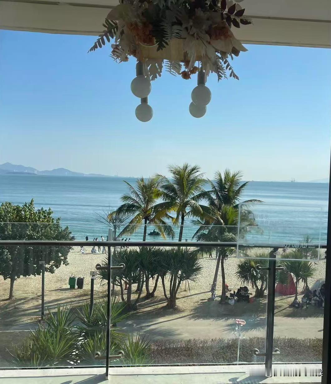 说说惠州的物价比云南要高一截子，今日惠州菜价：

大葱6.5 ／斤
芹菜7元／斤