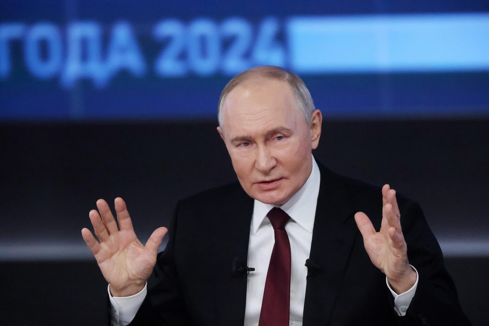 #普京年终直播连线19日开始#【普京今年年终“直播连线”19日开始，去年共收到超