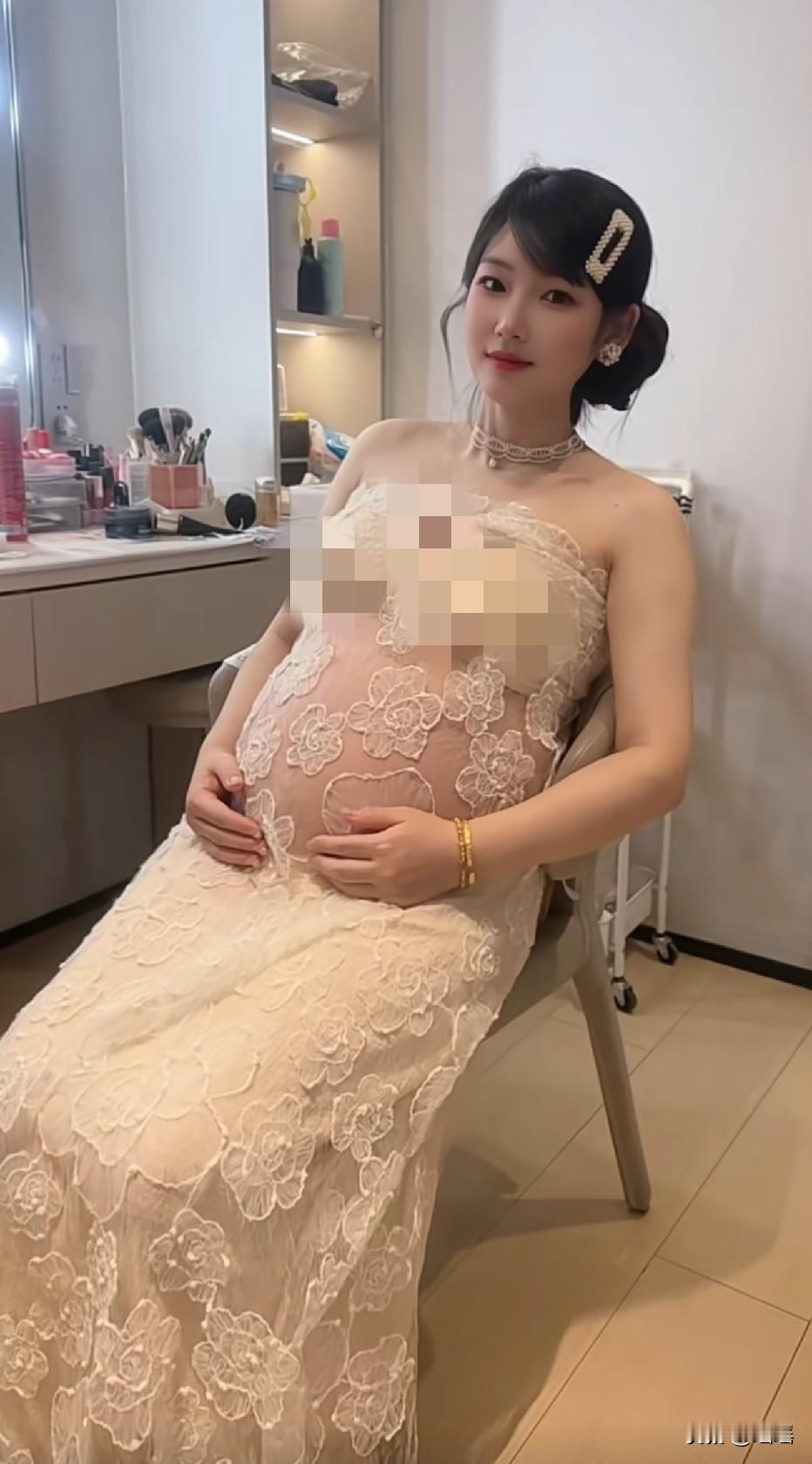 肚子这么圆，一般是小棉袄