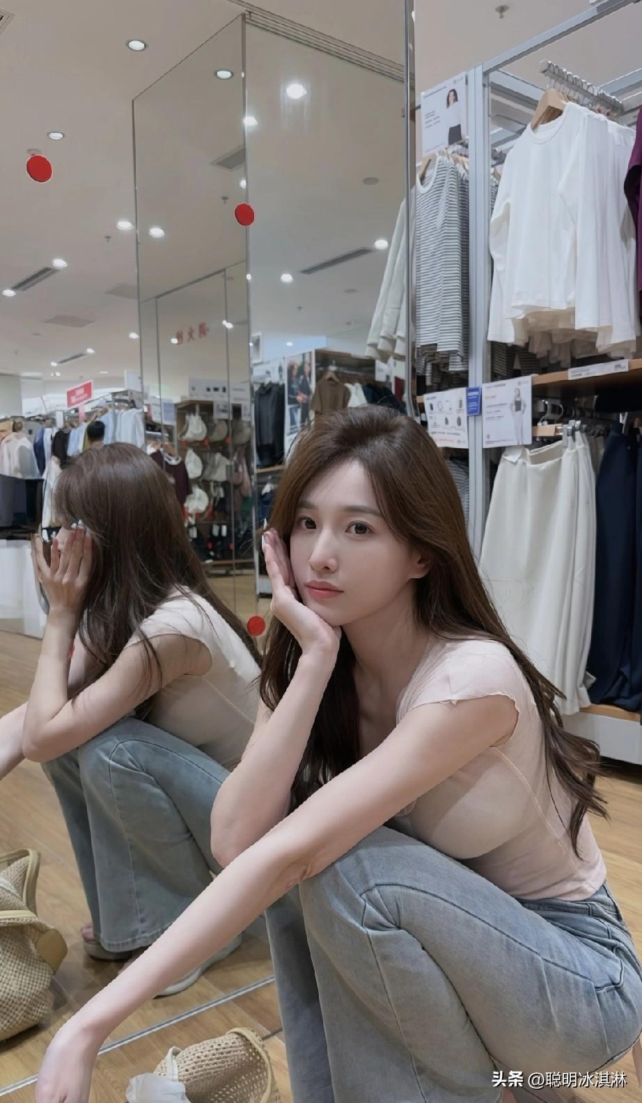 轻松舒适的日常穿搭，轻松自在每一天！