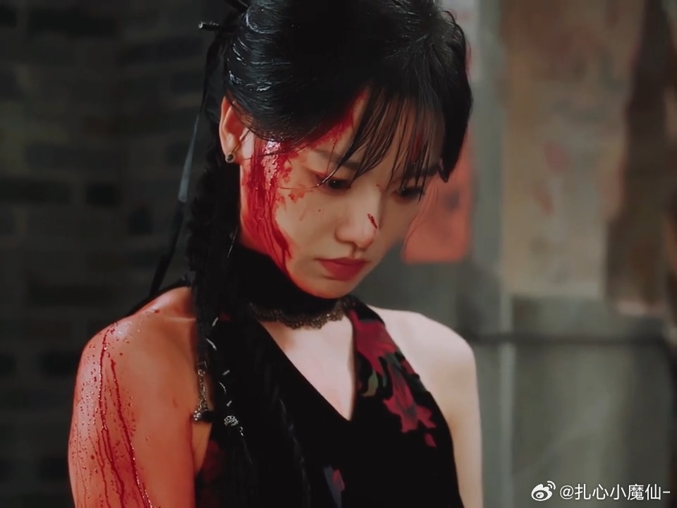  姜之南陆也染血少女 还记得小飞奔里的姜佳吗？姜之南这次要上大分了！终于等到她的