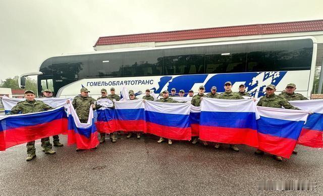 独联体一众国家抱团搞团结，偏偏把俄罗斯排除在外，俄媒发声提醒，要警惕周边布局的缓