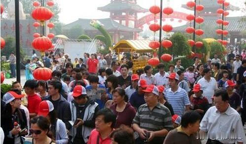 国庆文旅消费市场为何两极分化
 
2026年中秋国庆叠加拼假催生“请3休13”超