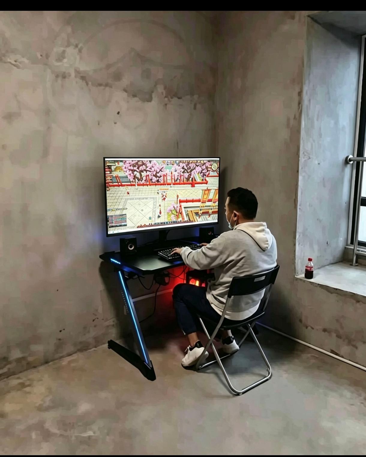 这可不叫家徒四壁，还不知道有多大毛坯房，也不知道坐落在是不是豪华地段。在无甲醛的
