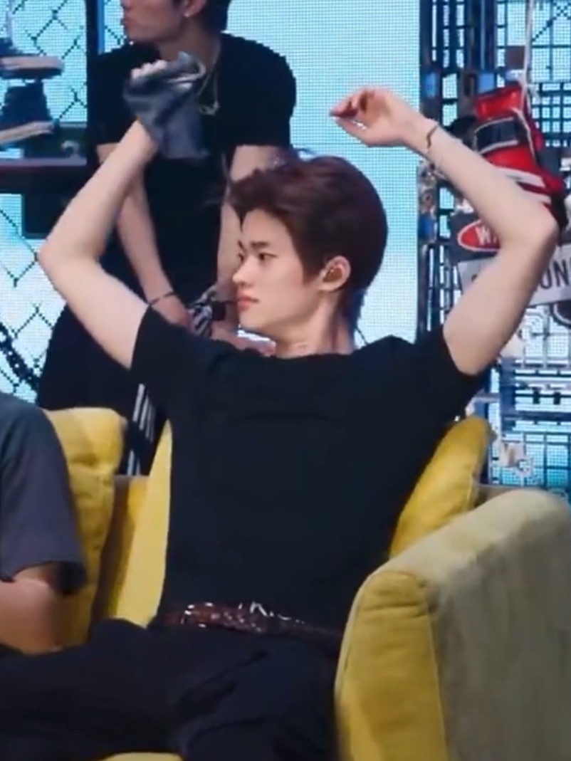 我哥哥  专栏 · 炤咪截图📸