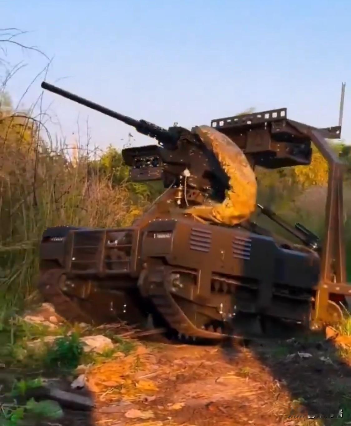 今年，乌克兰武装部队各单位收到了约 15,000 套地面机器人系统，比去年增加了