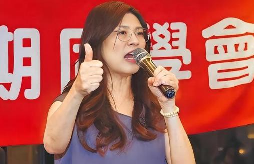 中国国民党主席郑丽文正式宣布了。中国国民党主席郑丽文曾召开记者会宣布，将在星期六