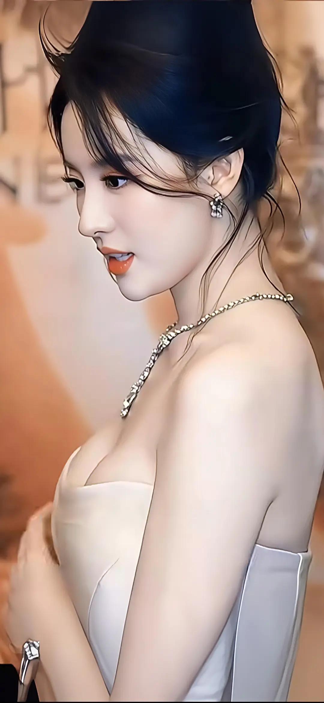 上联：竹影轻摇唤风来，
下联：临窗把酒听雨声。