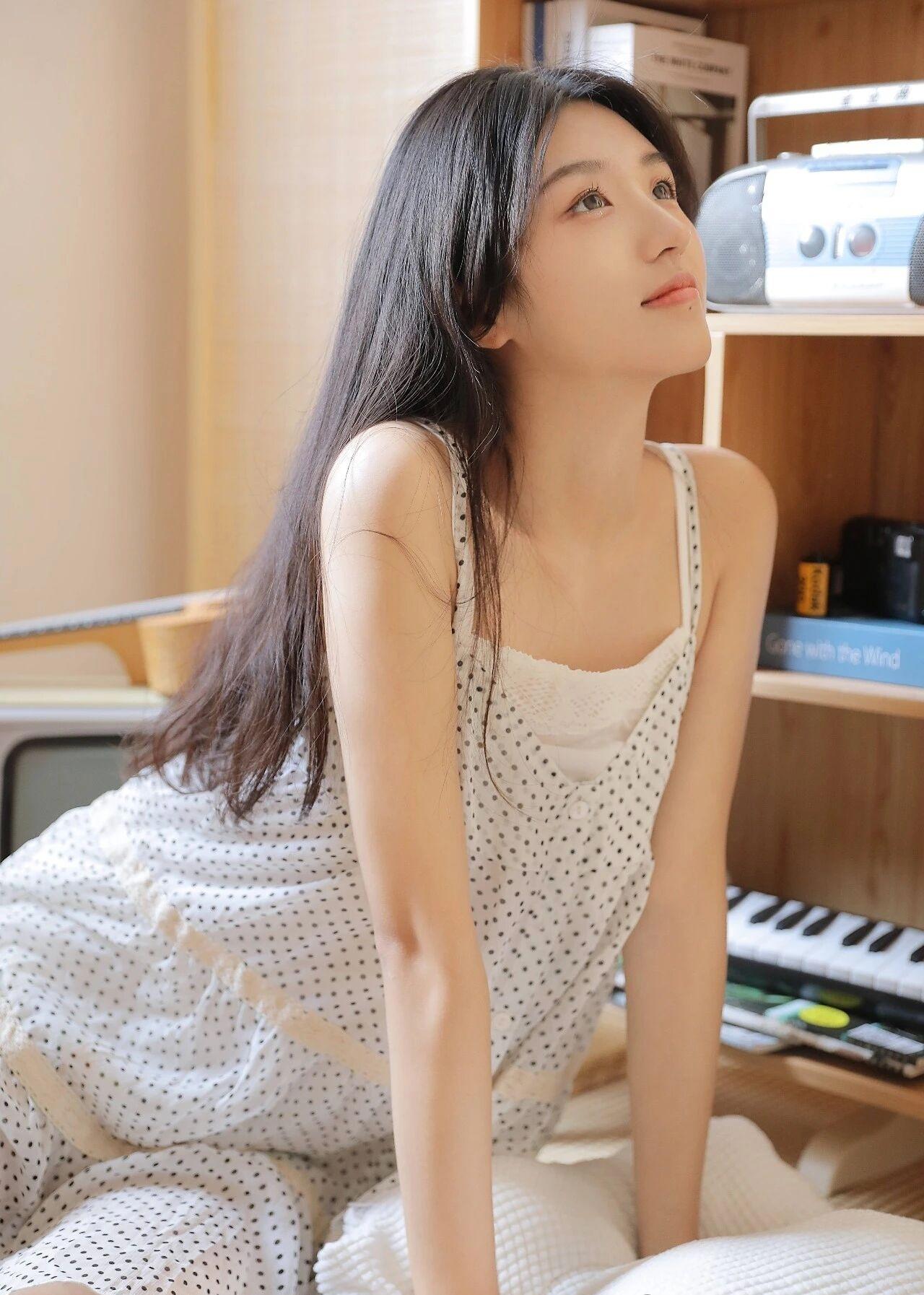 清纯甜美的样子漂亮吗