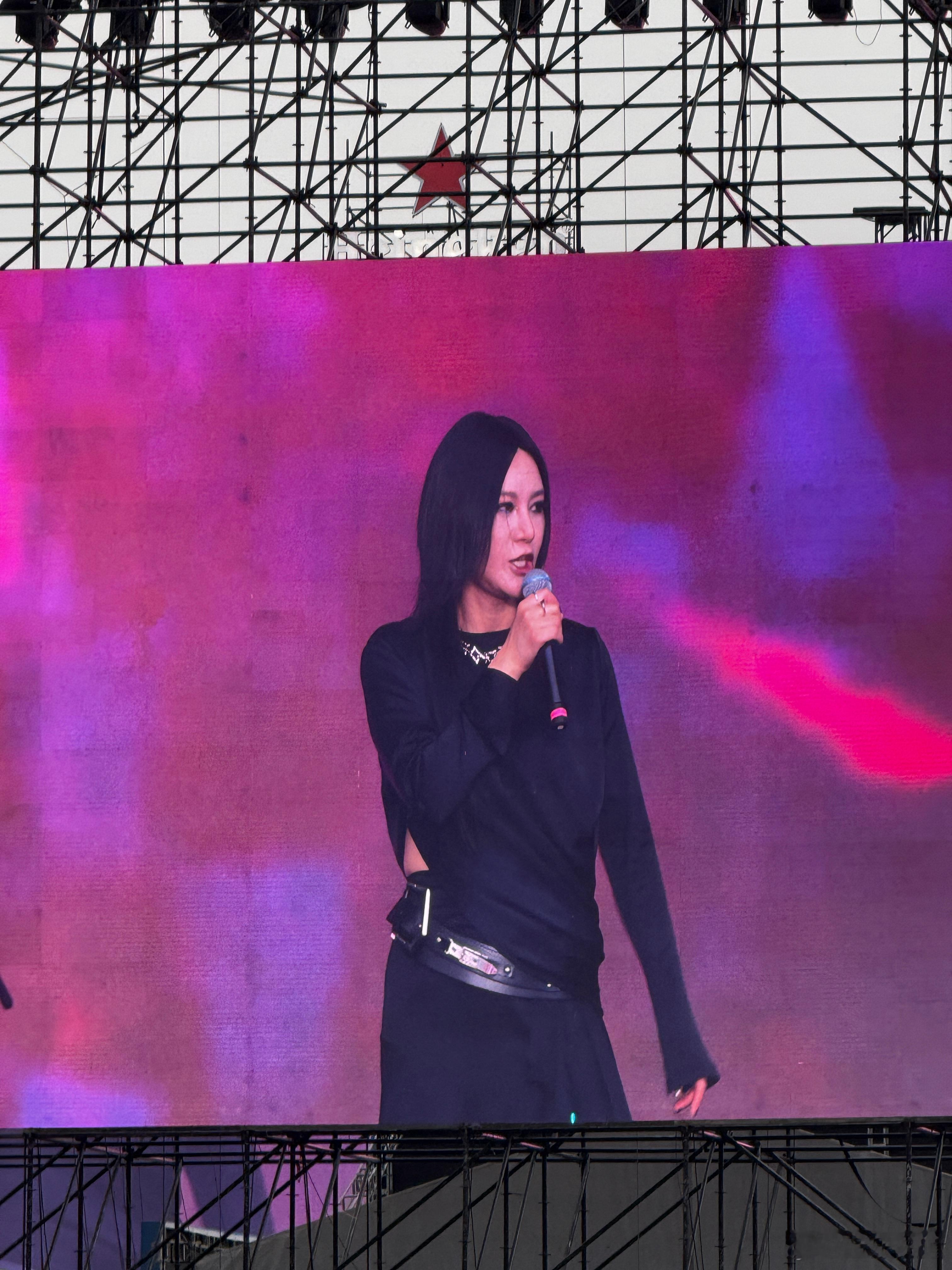 泡泡岛音乐与艺术节 第一次听尚雯婕的现场！！惊喜。  ​​​
