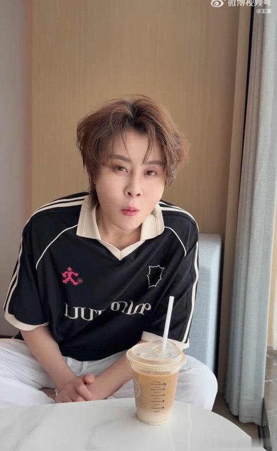 王濛离大vocal就差一个眉毛乘风2026 没想到唱歌还能搭配面部小动作，新奇又