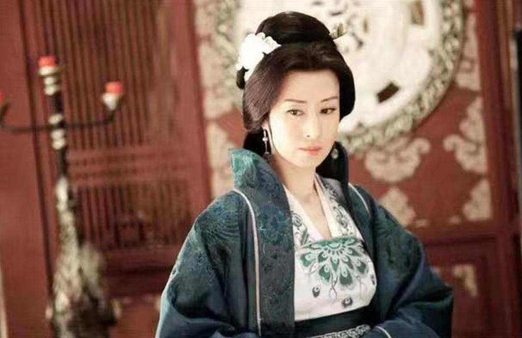 东晋公元370年前后。宰相谢安家客厅。一群侄子围着刘夫人朗诵《诗经》，说什么"贤