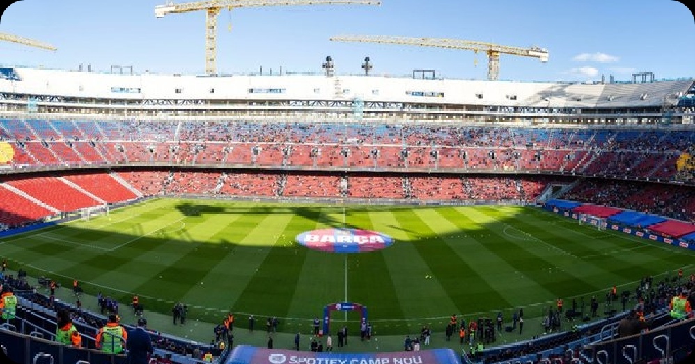 🚨官方：巴塞罗那获得诺坎普 1 C 许可证，将开放诺坎普球场的北看台。 体育场