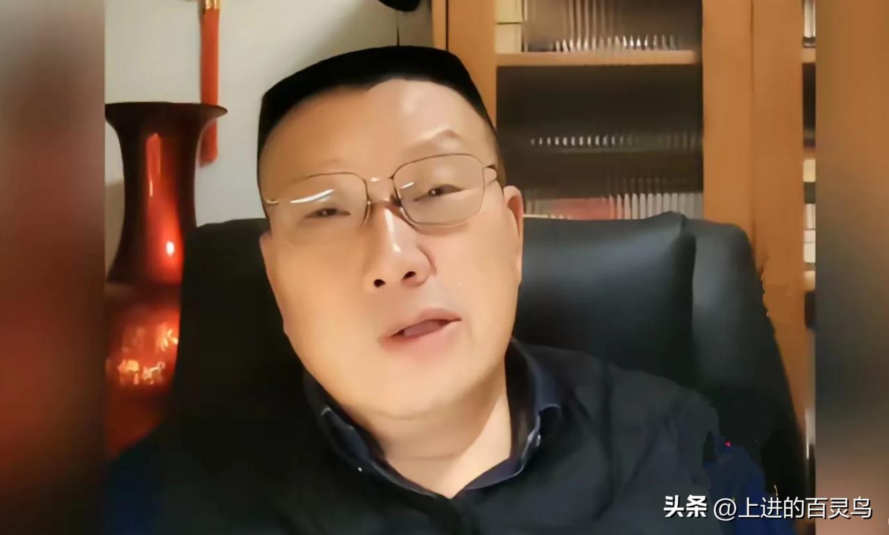 《致老潘：网红与健康，你选哪个？》

老潘啊，老年人活了大半辈子了，啥最重要？那