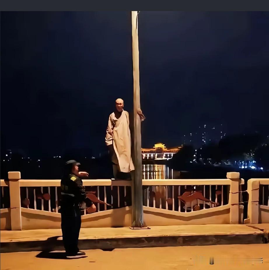关于人生的意义！

当你觉得人生没有意义的时候，

就想想自己曾经看过的那些“武