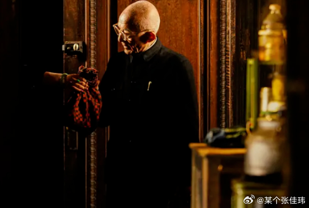 游本昌去世 济公，爷叔。不响。我小时候曾经脸盲，分不清游本昌老师和严顺开老师。只