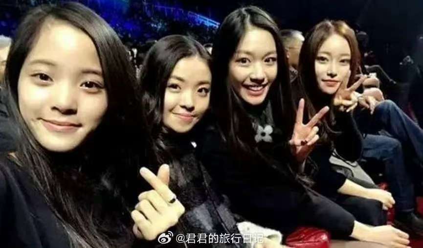 曝欧阳娜娜刚来内地时是个香饽饽王文也綦美合想把欧阳娜娜纳入闺蜜团里綦美合 陈飞宇