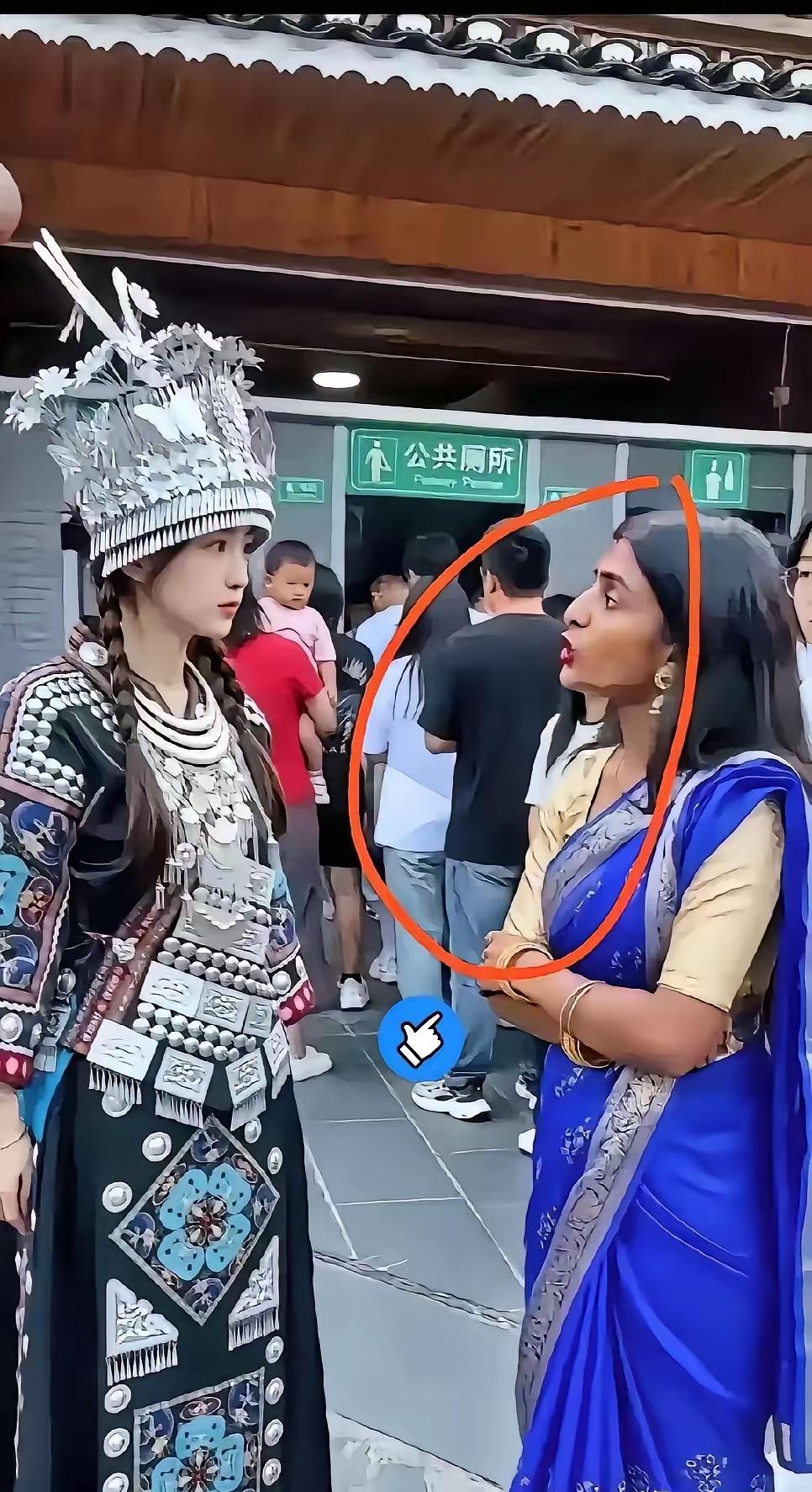 [微风]6月8日，贵州景区，印度女子不排队上厕所，还理直气壮：在印度我们不用排，