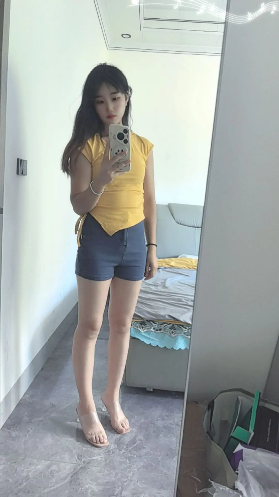 没良心的女人 日常分享 对镜拍