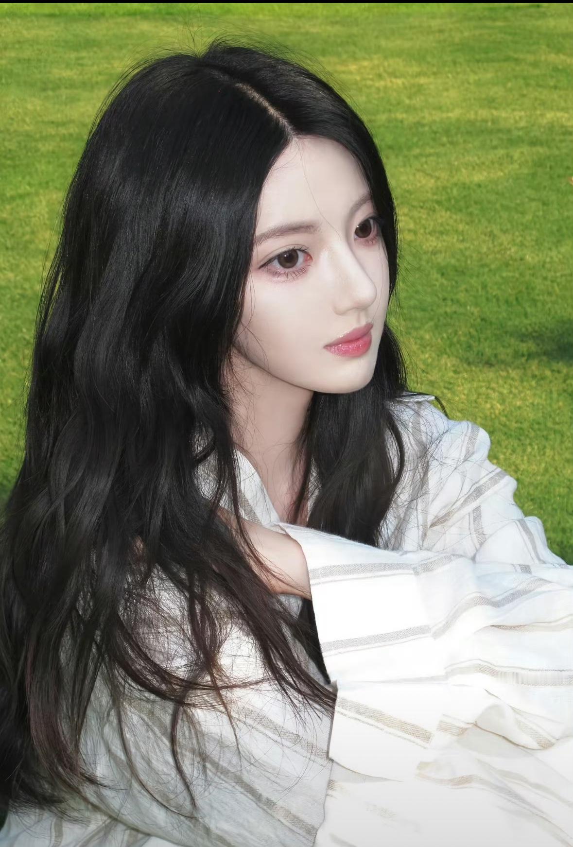 [彩虹]许凯恋情曝光，没想到事情还有反转。
[彩虹]女方小号“善良的小小帅哥”被