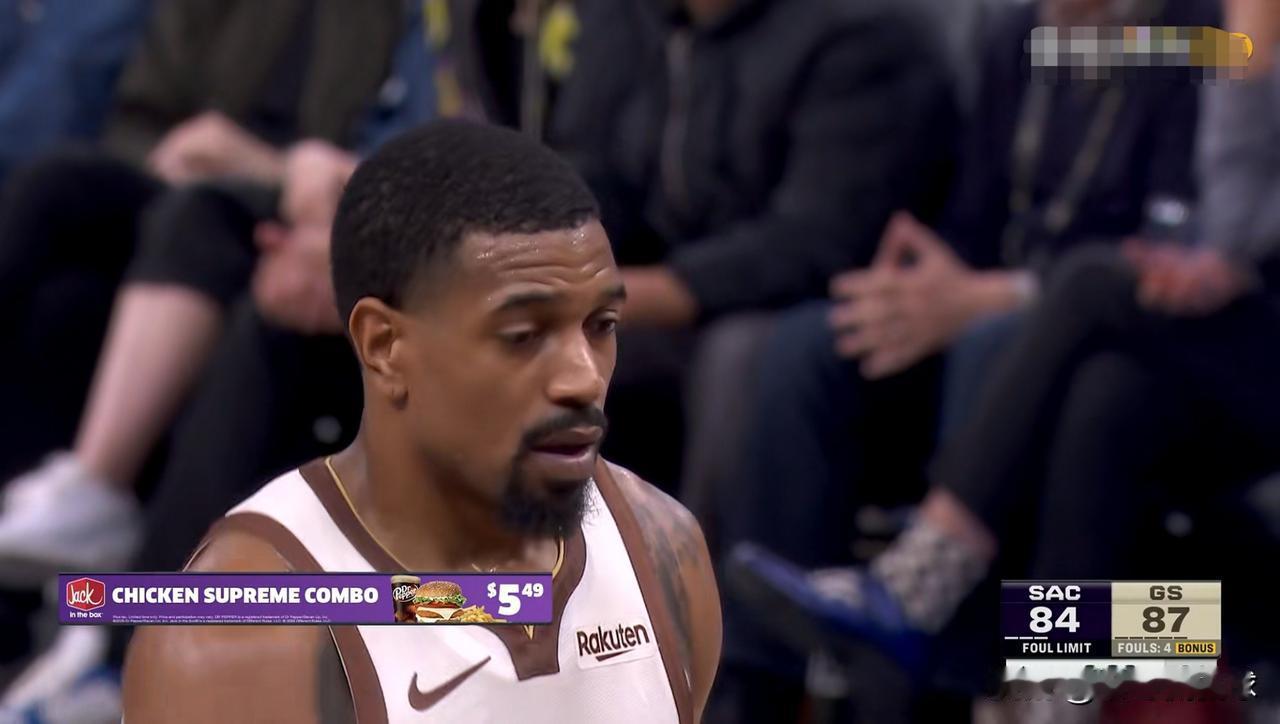 勇士大将梅尔顿真是球队的替补神兵！在今天勇士主场以137：103大胜国王的比赛中