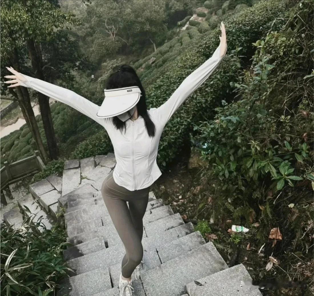 周末爬山之塘朗山🌹