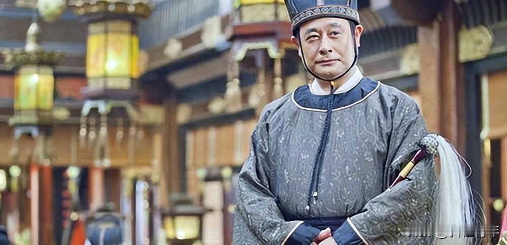 正德初年，大宦官刘瑾是怎样从皇帝手里篡权的？

其实，他的招数也并不算特别高明，