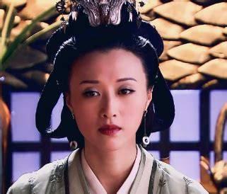 薄姬早年嫁给魏王魏豹，后进入刘邦后宫生子刘恒。刘邦去世后，吕后掌权，对刘邦其他儿