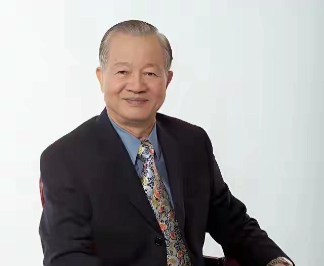 曾仕强先生对台湾未来的预言：“台湾会由一位出人意料的人物，以一种始料不及的方式解