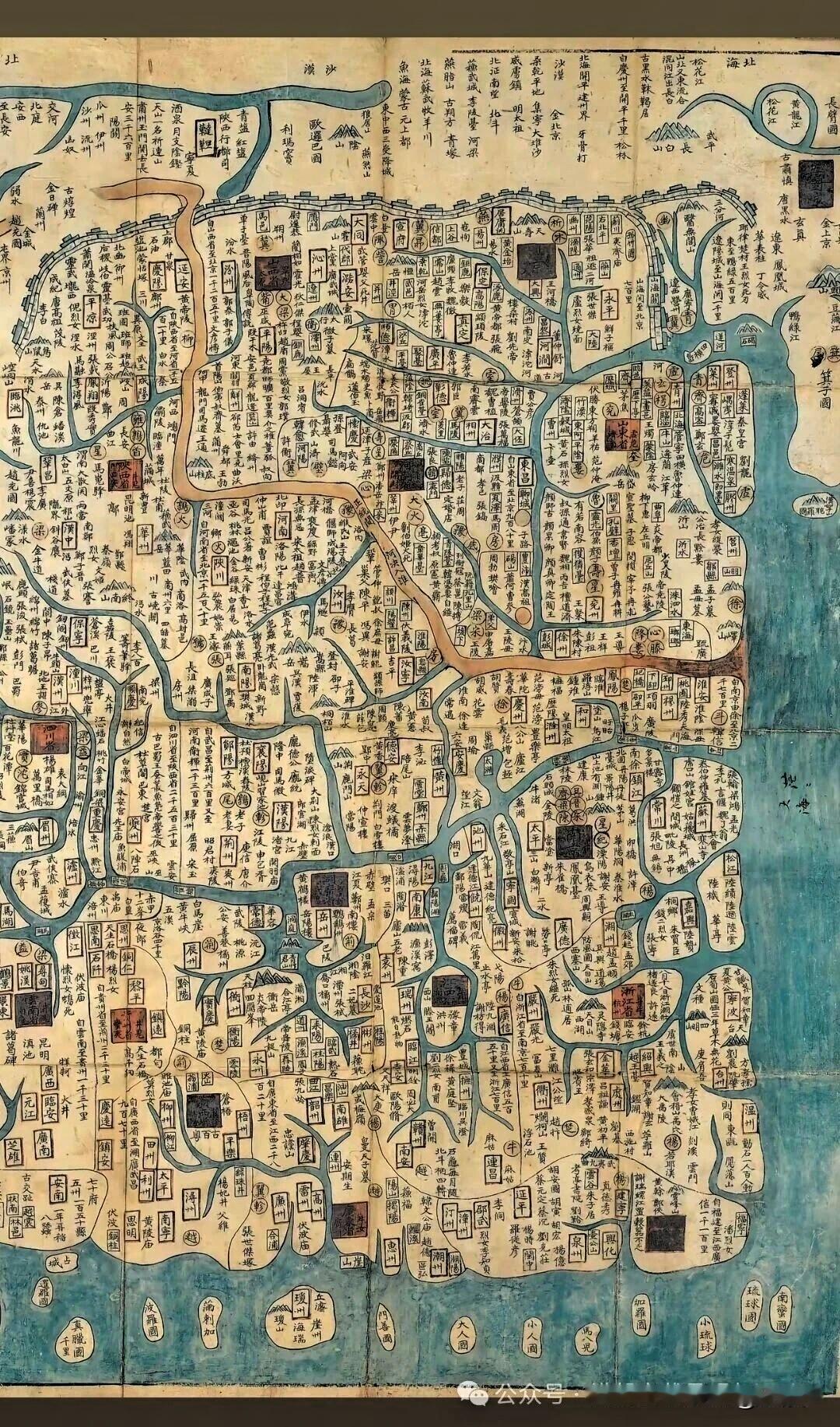 这个应是清朝的老地图，包含山川、河流、地名和人名，一目了然。单表徐州，上面地名有