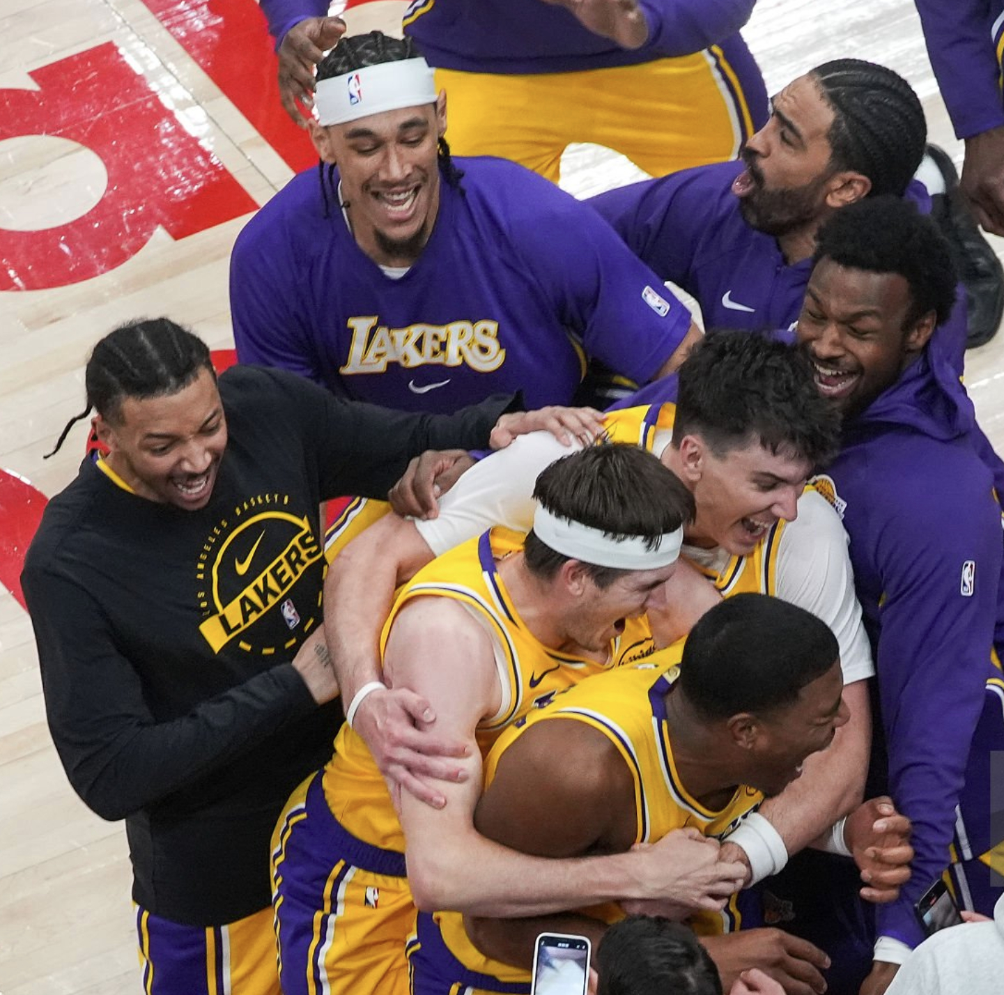 布朗尼哈哈哈哈哈 