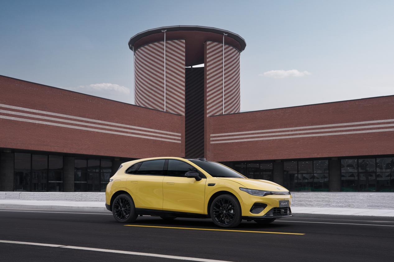 海豹06GT感受到压力没？ 

当零跑Lafa5公布预售价，我真替海豹06 GT