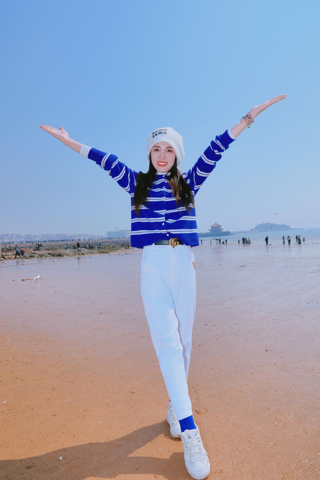 人像摄影约拍跟拍原创摄影海边美女 海边拍照 太原美女在青岛