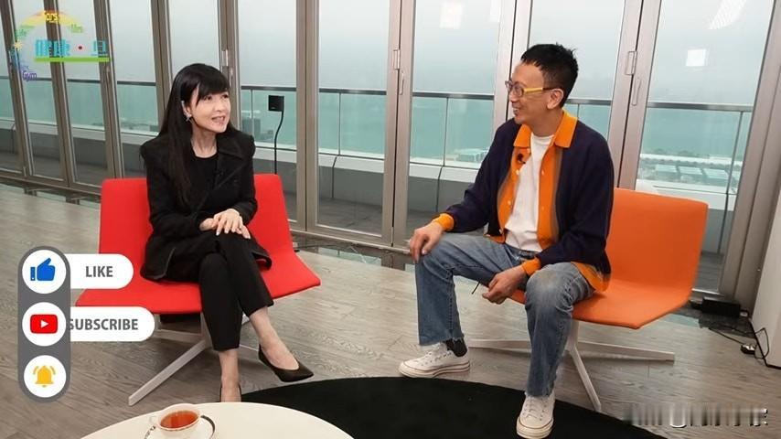 周慧敏自爆当年录《劲歌金曲》当众甩裙：条裙突然之间跌咗落地下
一向有「不老女神」