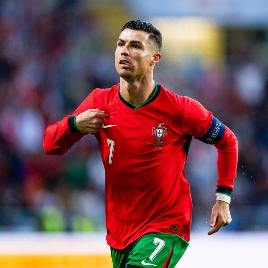🚨克里斯蒂亚诺·罗纳尔多至少在 2026 年世界杯结束后才打算退役。 🇵🇹